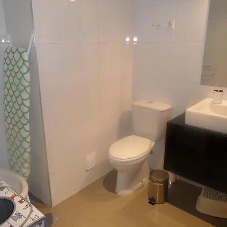 דירה A16 - Praia Da Rocha 1 Bed Apartment *