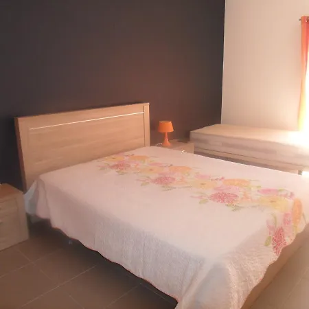 A16 - Praia Da Rocha 1 Bed Apartment דירה פורטימאו